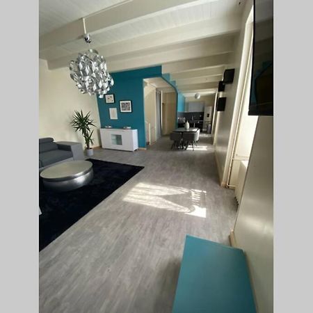 Jolie Maison En Plein Centre Du Guilvinec Екстериор снимка