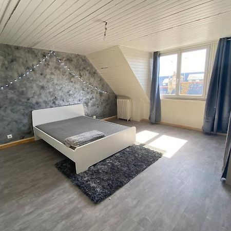 Jolie Maison En Plein Centre Du Guilvinec Екстериор снимка