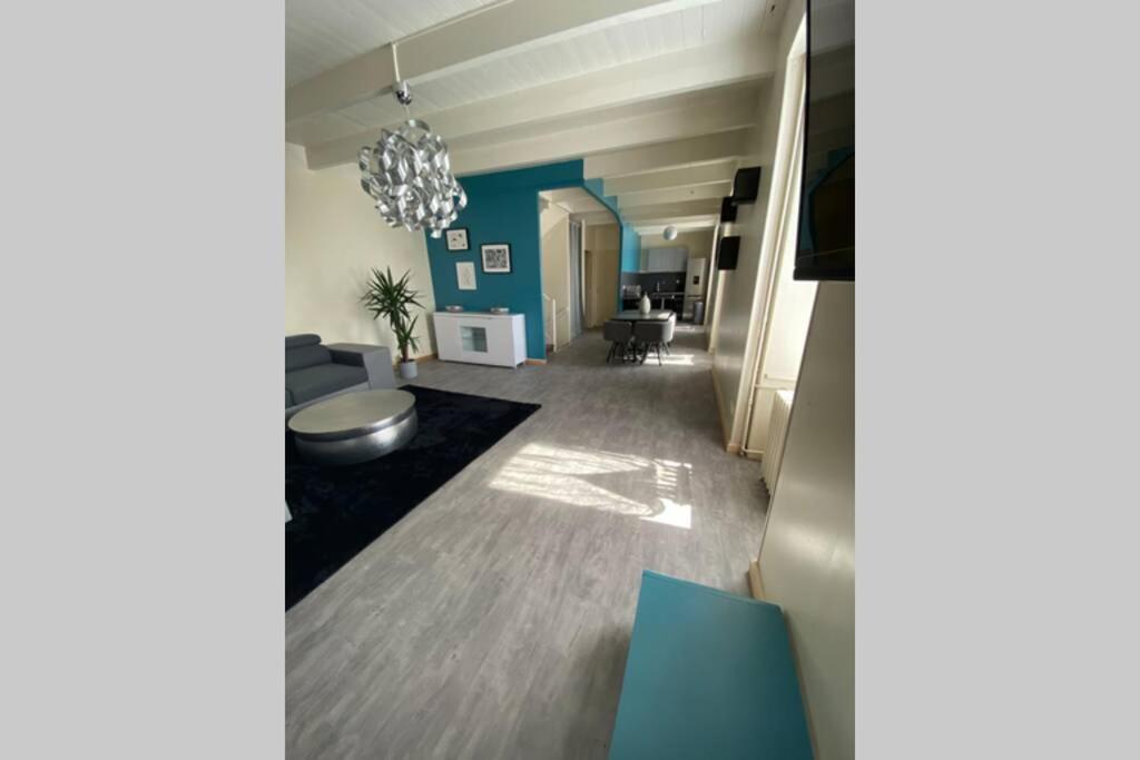 Jolie Maison En Plein Centre Du Guilvinec Екстериор снимка